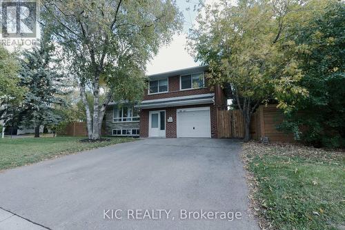 249 TAMPICO ROAD  Richmond Hill, ON L4C 4R8