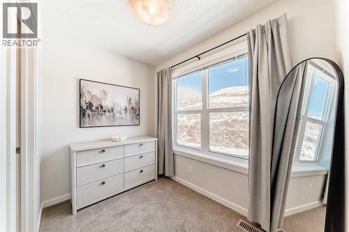 272 Cranbrook Square Se, Calgary, AB 