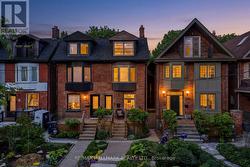 105 BERTMOUNT AVENUE Toronto, ON M4M 2X8