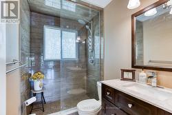 Main Floor Bathroom - 