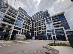 512 - 3200 WILLIAM COLTSON AVENUE Oakville, ON L6H 7W6