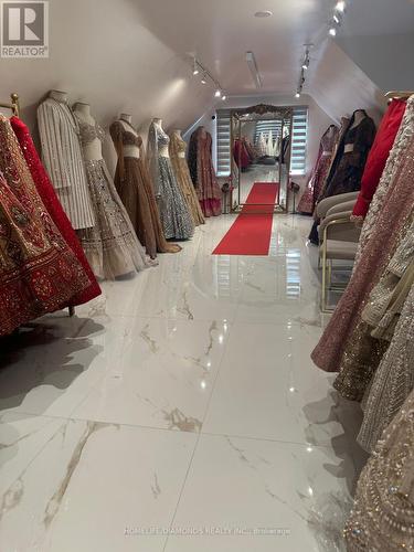 31 Queen Street S, Mississauga, ON 