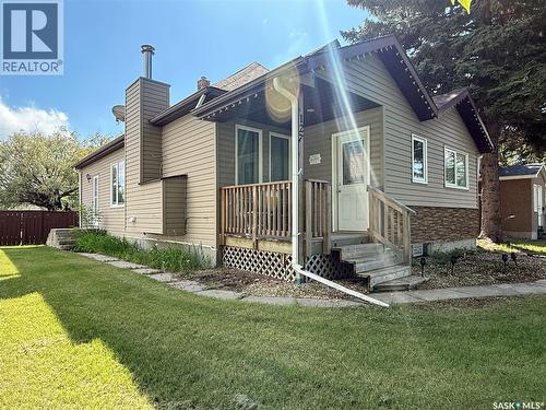 127 6th AVENUE W  Melville, SK S0A 2P0