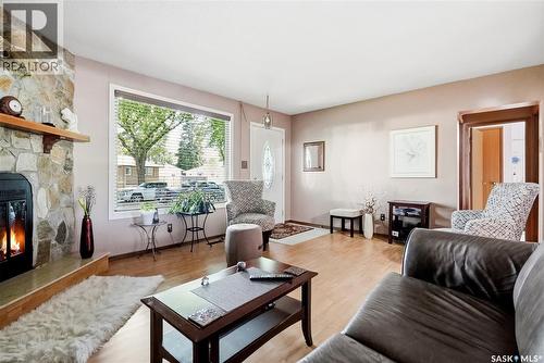 1117 5Th Street E, Saskatoon, SK 