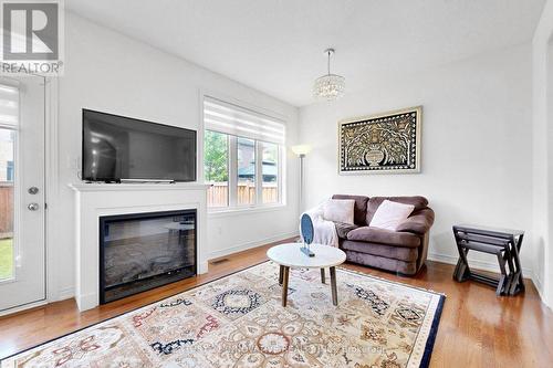 28 Conarty Crescent, Whitby, ON 