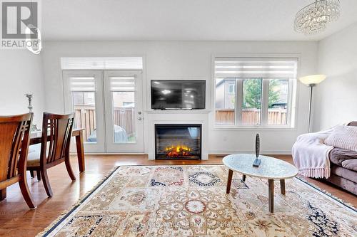 28 Conarty Crescent, Whitby, ON 