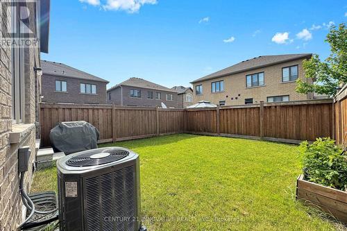 28 Conarty Crescent, Whitby, ON 