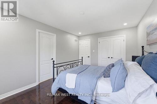 127 Ozner Crescent, Vaughan, ON 