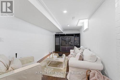127 Ozner Crescent, Vaughan, ON 