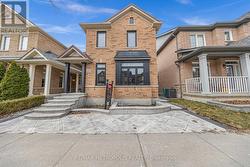 10 SNOWCREEK STREET Markham, ON L6B 0K5