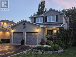 51 LYNDALE CRESCENT Clarington, ON L1E 1W6