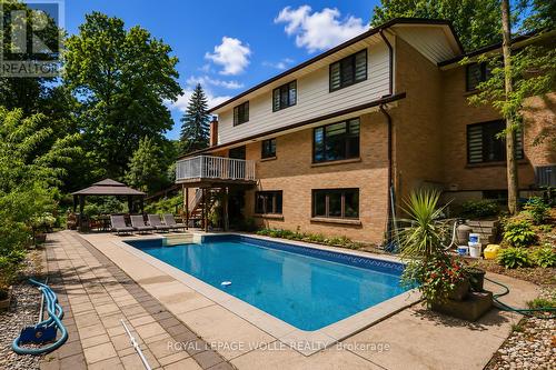 355 Edgehill Drive, Kitchener, ON 