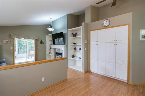 274 Barnes St, Winnipeg, MB 