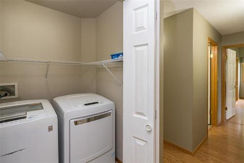274 Barnes St, Winnipeg, MB 