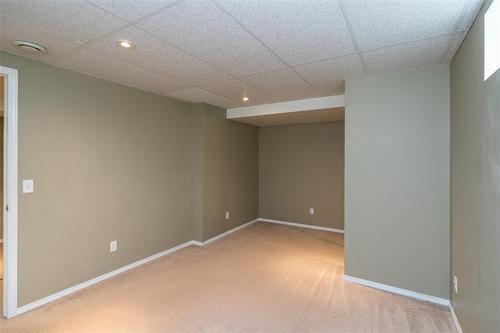 274 Barnes St, Winnipeg, MB 
