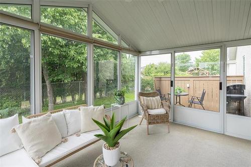 274 Barnes St, Winnipeg, MB 