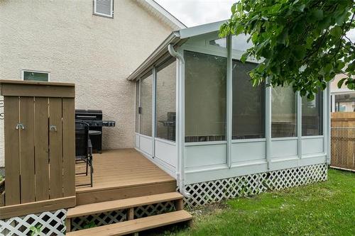 274 Barnes St, Winnipeg, MB 
