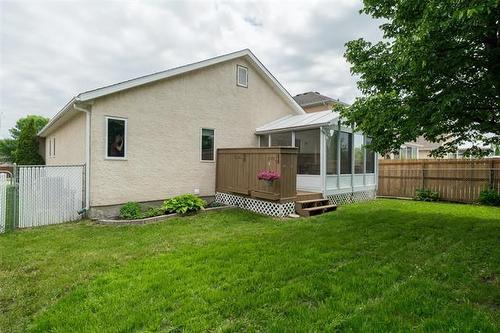274 Barnes St, Winnipeg, MB 