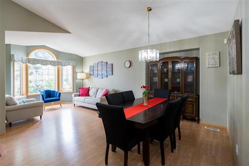 274 Barnes St, Winnipeg, MB 