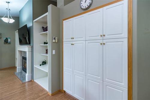 274 Barnes St, Winnipeg, MB 