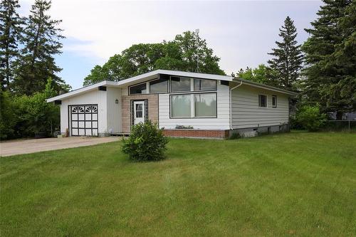 152 Main Street, Teulon, MB 