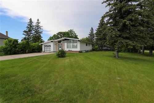 152 Main Street, Teulon, MB 