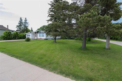 152 Main Street, Teulon, MB 
