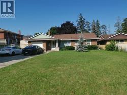 19 HAHN Place Unit# Upper  Kitchener, ON N2M 1R4