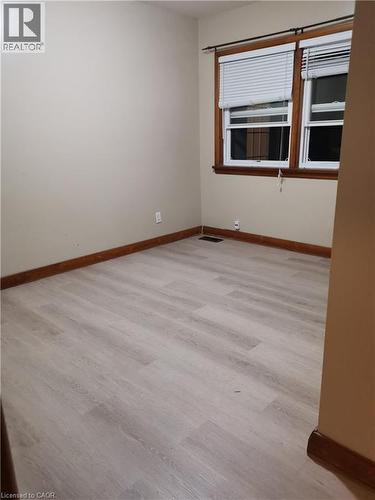 19 Hahn Place Unit# Upper, Kitchener, ON 