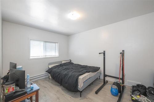 816 St Matthews Avenue, Winnipeg, MB 