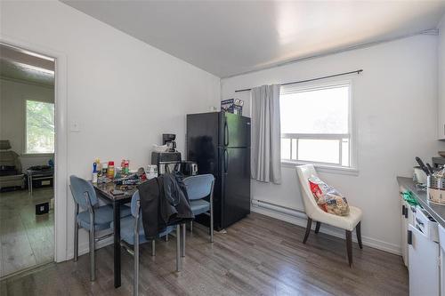 816 St Matthews Avenue, Winnipeg, MB 