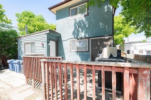 816 St Matthews Avenue, Winnipeg, MB 