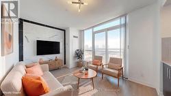 808 - 255 VILLAGE GREEN SQUARE  Toronto, ON M1S 0L7