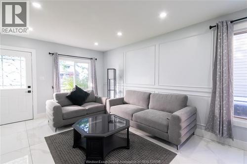 629 Stanley, Windsor, ON 