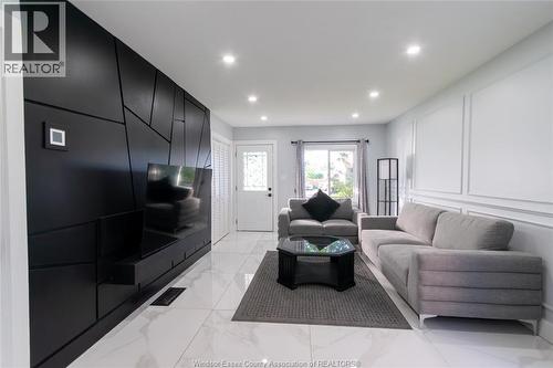 629 Stanley, Windsor, ON 