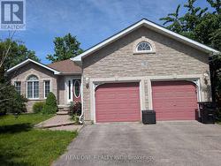 162 GOLDEN MEADOW ROAD N Barrie, ON L4N 8P2