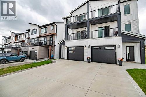 12 Vincent Gate, Sylvan Lake, AB 