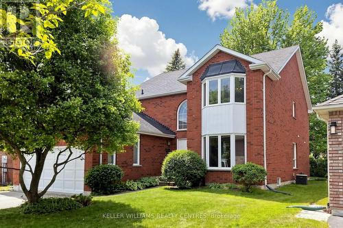 69 GILBANK DRIVE  Aurora, ON L4G 6H9