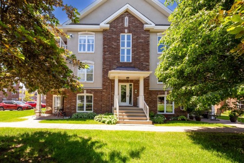 302-347 Rue de Montmartre  Saint-Jean-Sur-Richelieu, QC J2W 2K7