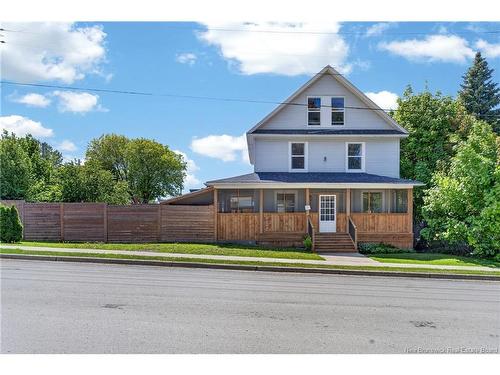 17 Minto St, Campbellton, NB 