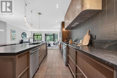 248 Atlantis Avenue, Ottawa, ON 