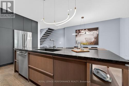 248 Atlantis Avenue, Ottawa, ON 