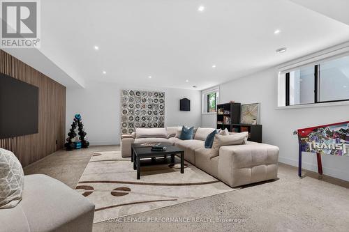248 Atlantis Avenue, Ottawa, ON 