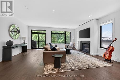 248 Atlantis Avenue, Ottawa, ON 