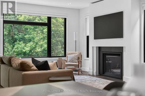 248 Atlantis Avenue, Ottawa, ON 