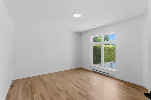 Chambre à coucher principale - 8 Rue Tougas, Châteauguay, QC - Indoor Photo Showing Other Room