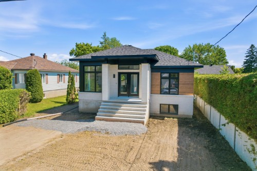 Façade - 8 Rue Tougas, Châteauguay, QC - Outdoor With Facade