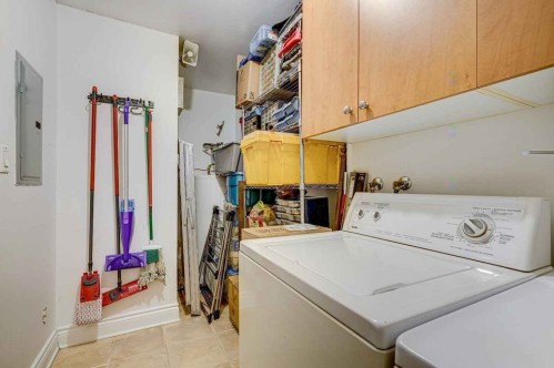 Salle de lavage - 3886 Rue Rivard, Montréal (Le Plateau-Mont-Royal), QC 