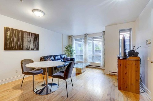 Salle à manger - 3886 Rue Rivard, Montréal (Le Plateau-Mont-Royal), QC 