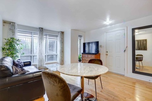 Salle à manger - 3886 Rue Rivard, Montréal (Le Plateau-Mont-Royal), QC 